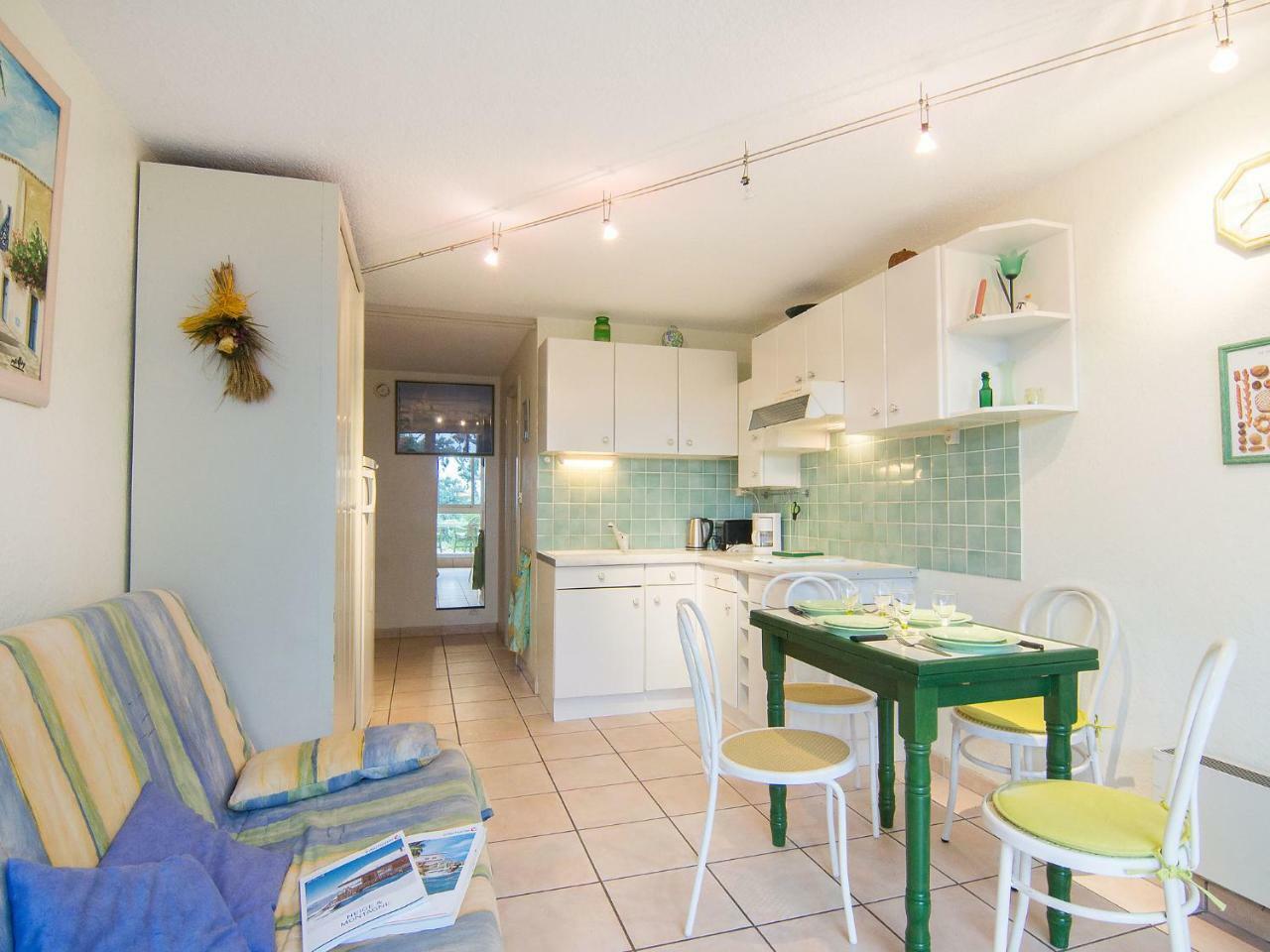 Apartment Les Jardins De La Mer-2 By Interhome Cavalaire-sur-Mer Luaran gambar